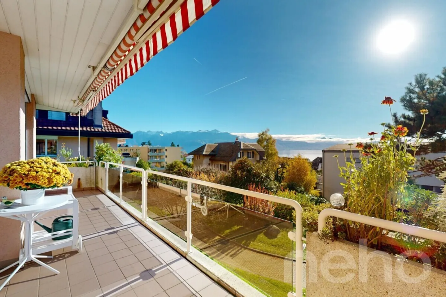 Vue lac et luminosité pour ce bel appartement familial - Photo 1 sur 12