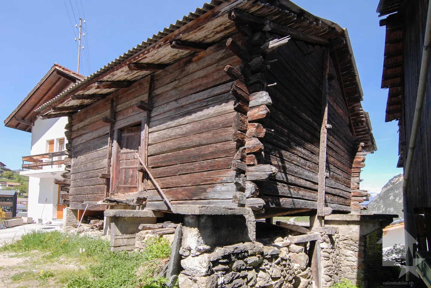 Raccard to renovate in Vex - Photo 3 of 3