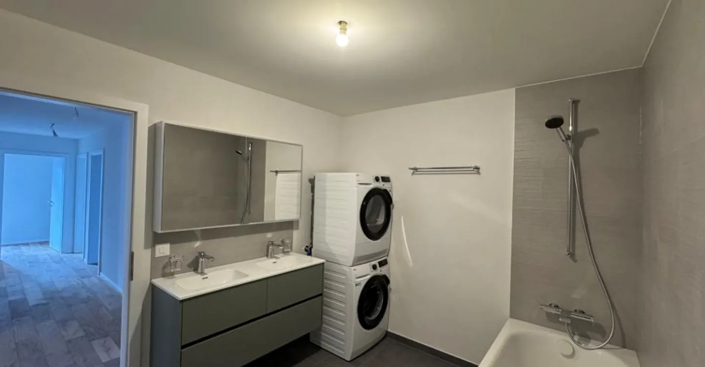 Wohnung mit Terrasse 5,5 Zimmer - Foto 5 von 6