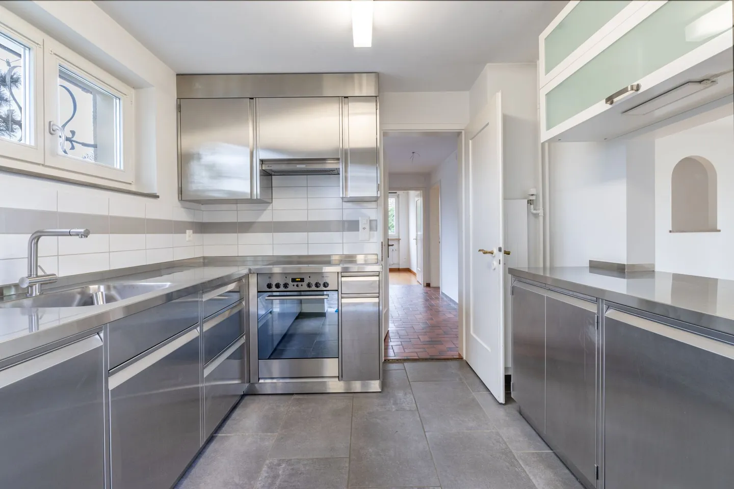 Casa unifamiliare idilliaca con giardino e fascino in un quartiere adatto alle famiglie - Foto 5 di 22