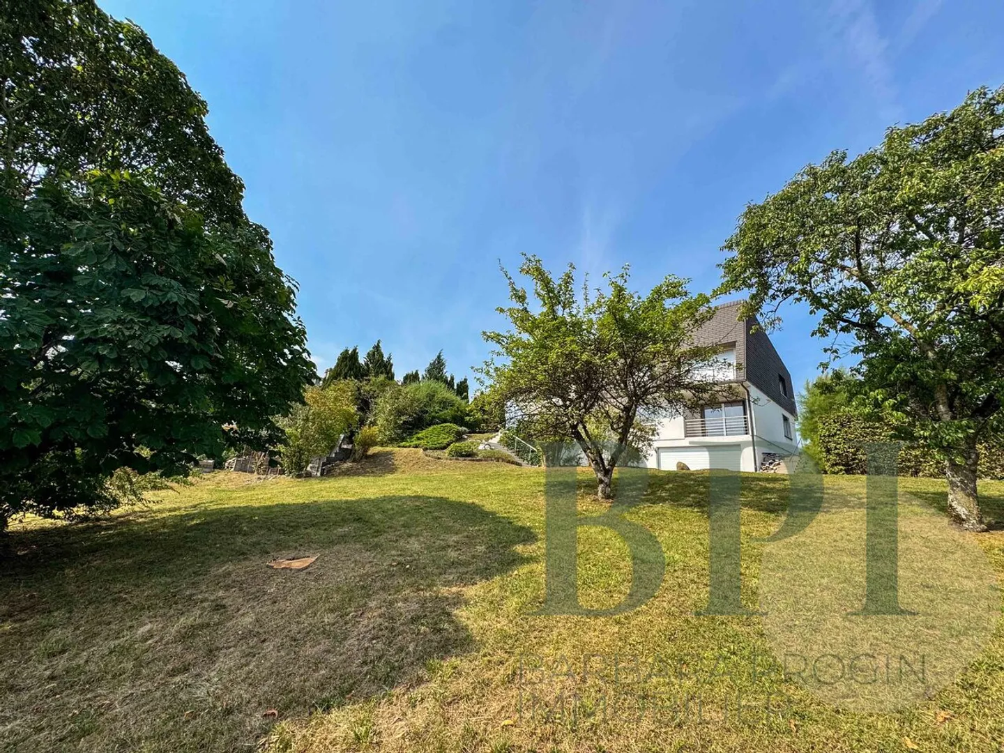 Villa di 7,5 stanze con un appartamento di 2,5 stanze - Foto 7 di 17