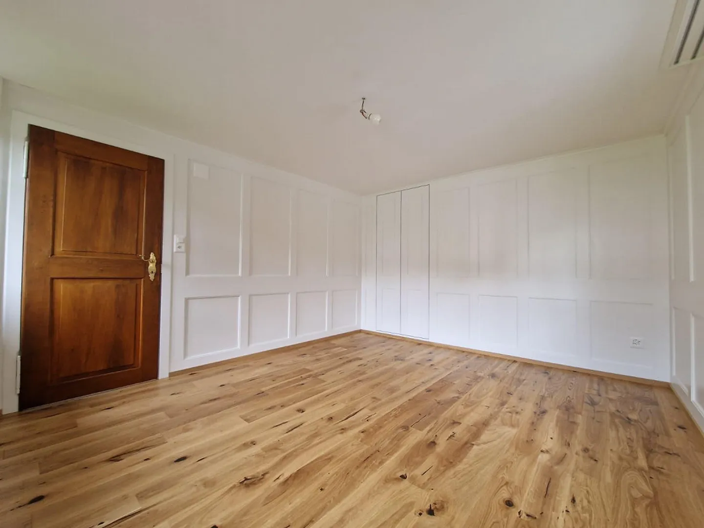 Appartamento completamente ristrutturato nel centro del villaggio in affitto. - Foto 6 di 11