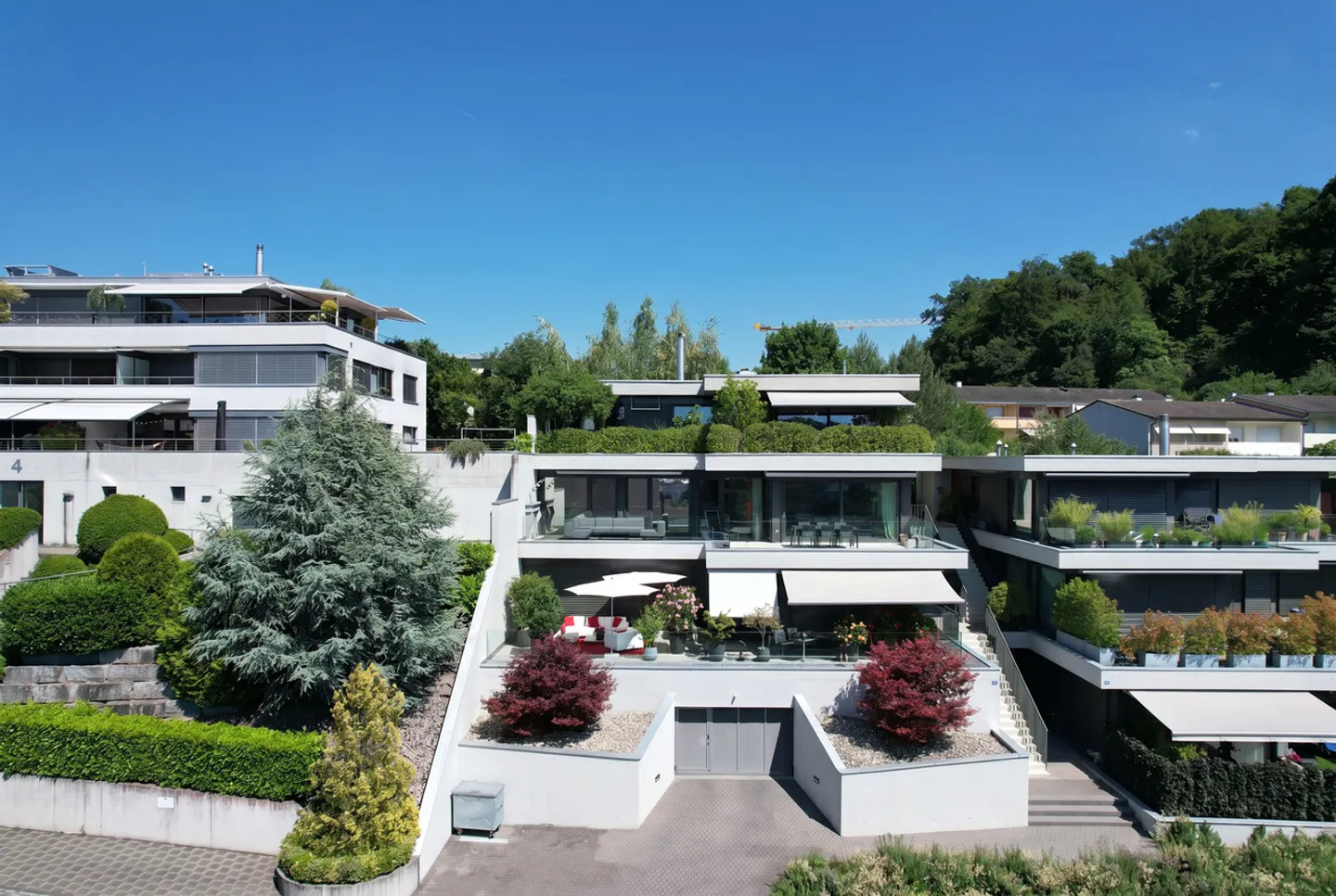 APPARTAMENTO DESIGN CON AMORE PER I DETTAGLI E VISTA PANORAMICA - Foto 2 di 15