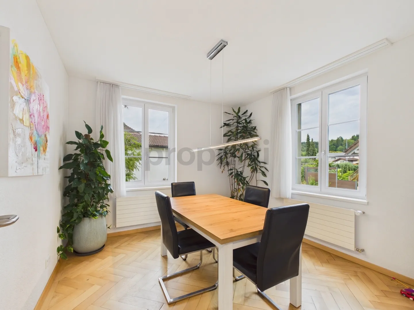 Renoviertes Einfamilienhaus mit Garten - Foto 4 von 13