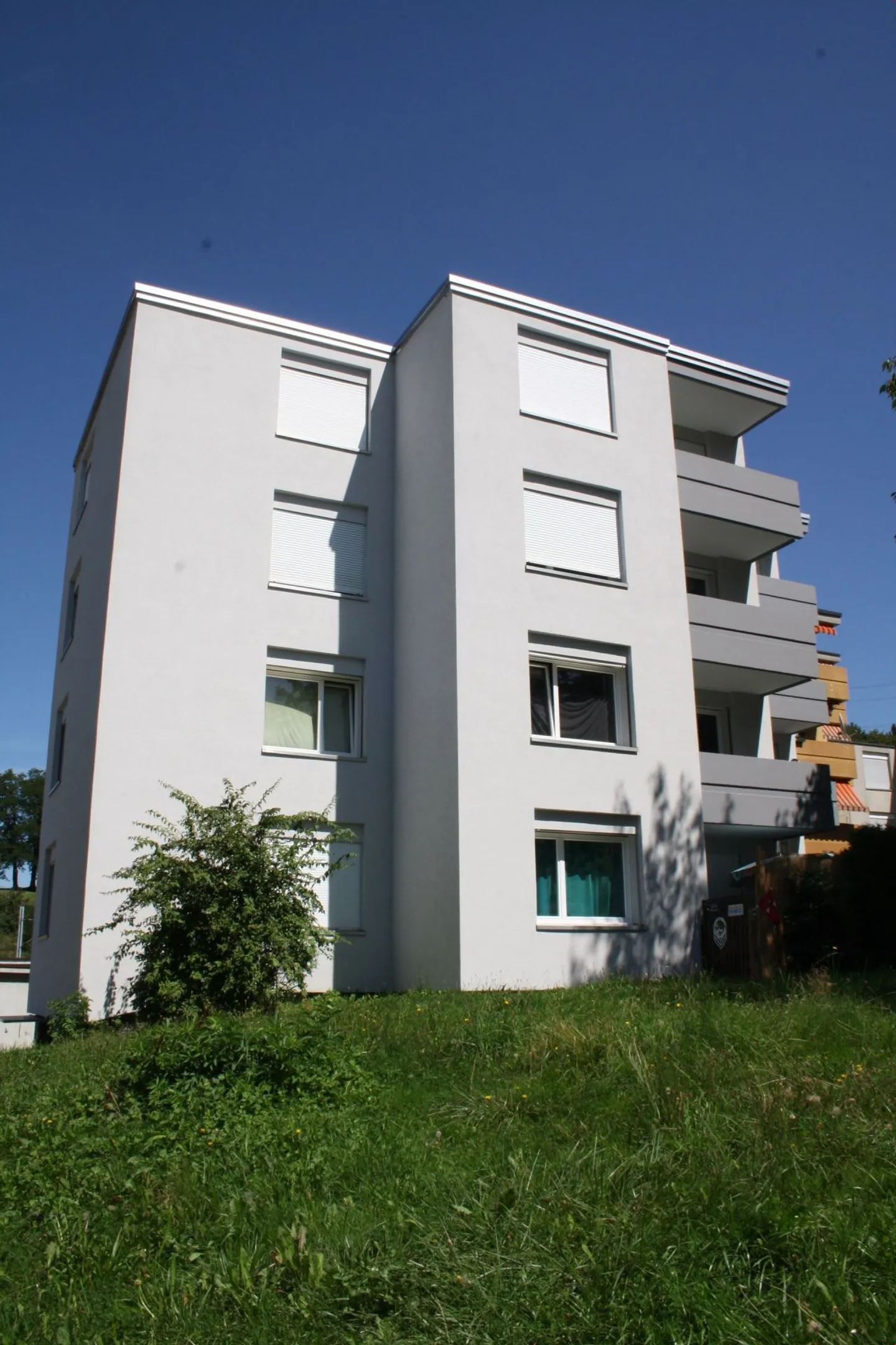 Bright & Open 3.5 Room Apartment in Schmitten - Photo 1 of 7