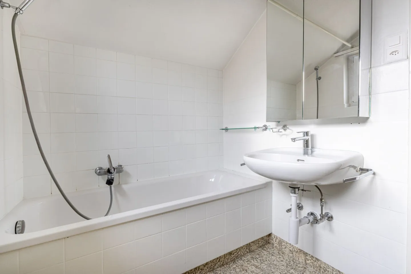 Casa unifamiliare idilliaca con giardino e fascino in un quartiere adatto alle famiglie - Foto 11 di 22