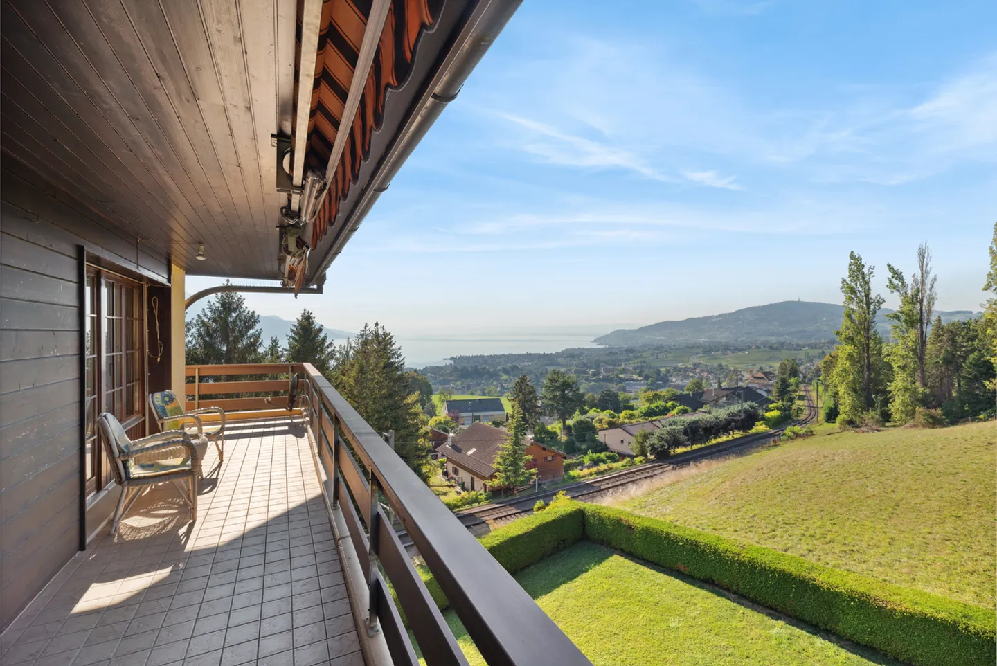 Geräumige Wohnung mit Aussicht - Foto 1 von 10