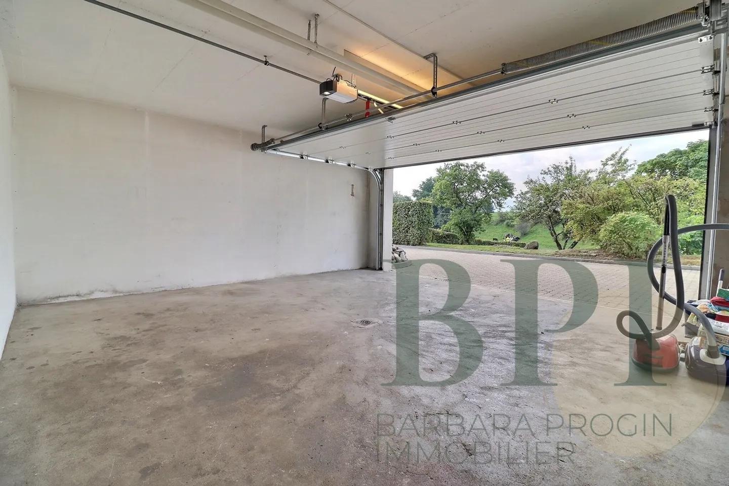 Villa di 7,5 stanze con un appartamento di 2,5 stanze - Foto 17 di 17