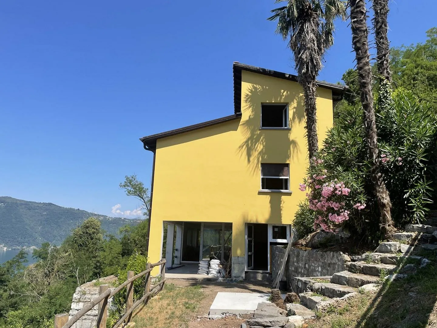 EINFAMILIENHAUS MIT PANORAMABLICK - Foto 1 von 5