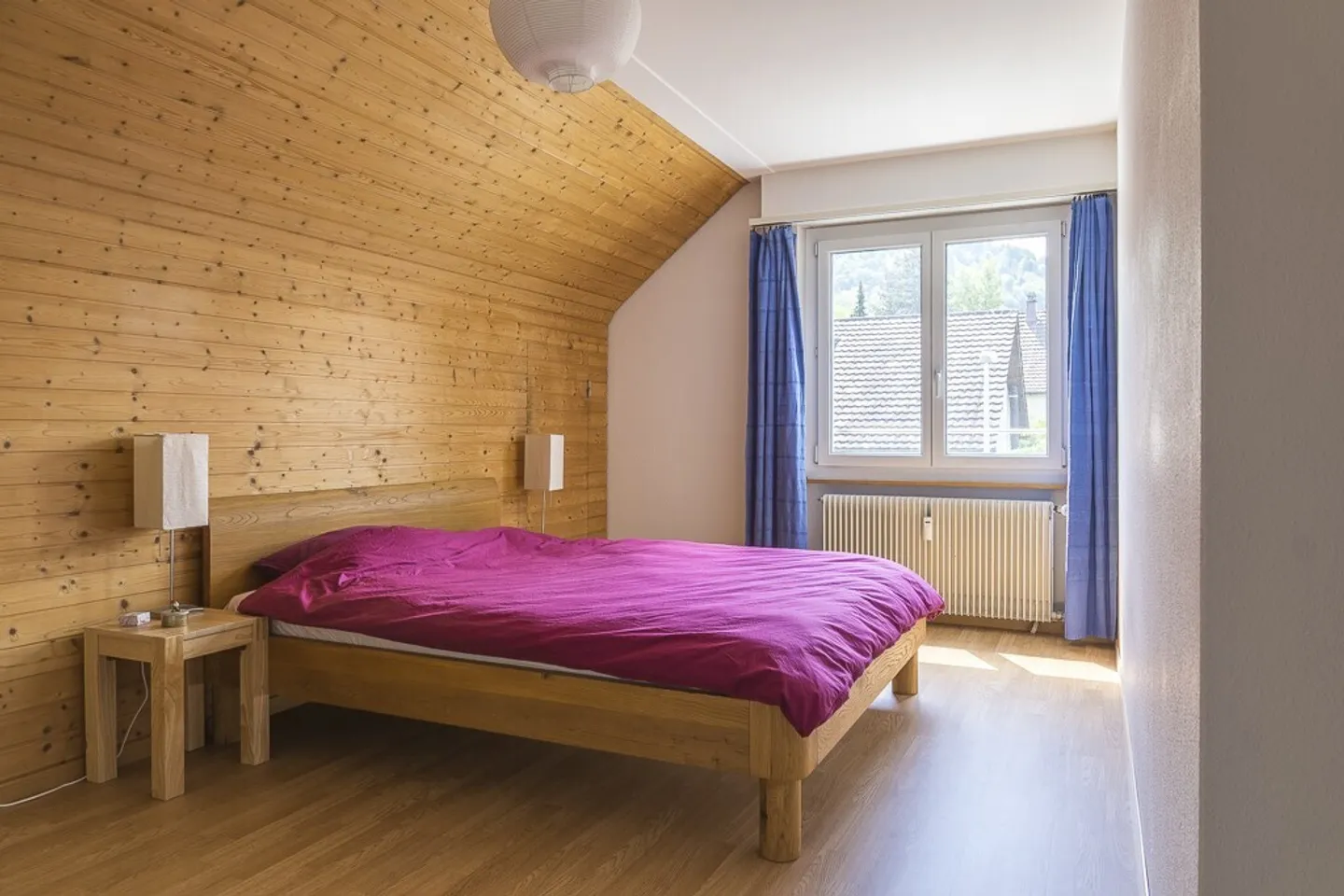 Sunny Attic Apartment with Charm - Photo 4 of 7