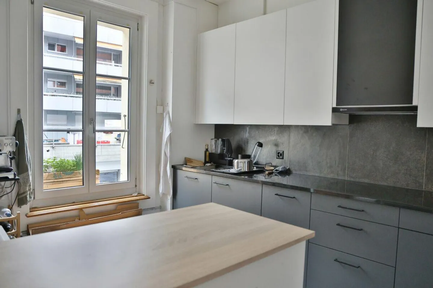 Maison de coin de 4 familles à Breitenrain - Photo 3 sur 12