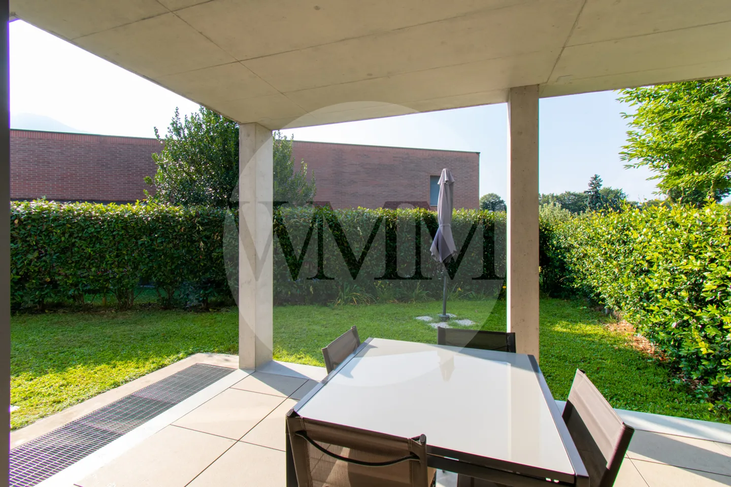 APPARTAMENTO MODERNO CON GRANDE GIARDINO - Foto 5 di 15