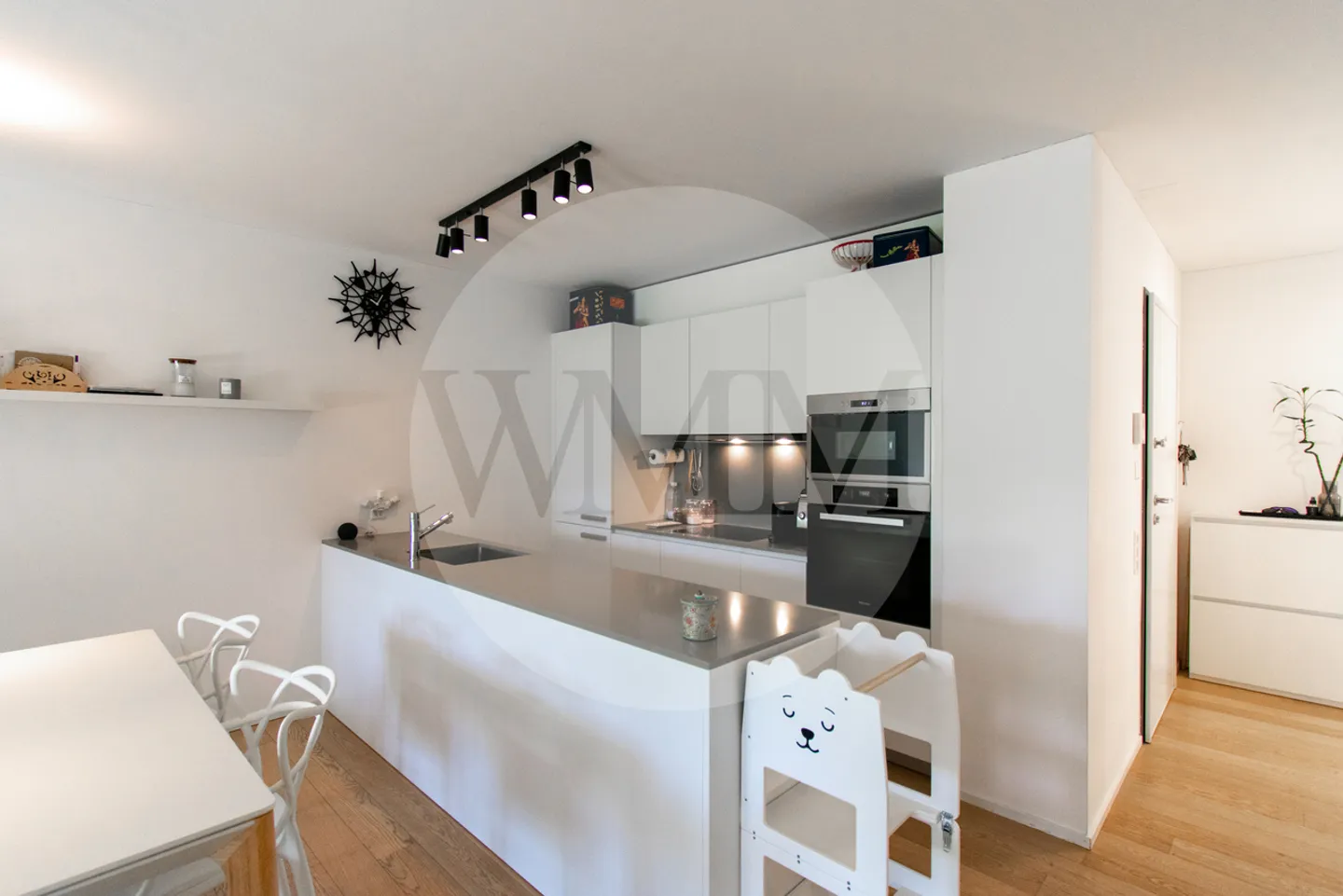 APPARTAMENTO MODERNO CON GRANDE GIARDINO - Foto 6 di 15