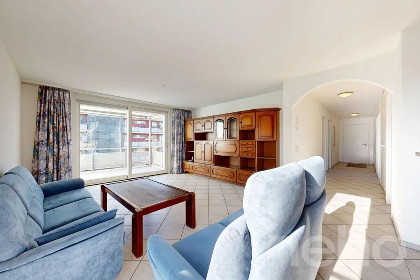 Bright 4.5-Room Apartment in Rotkreuz - Photo 4 of 12