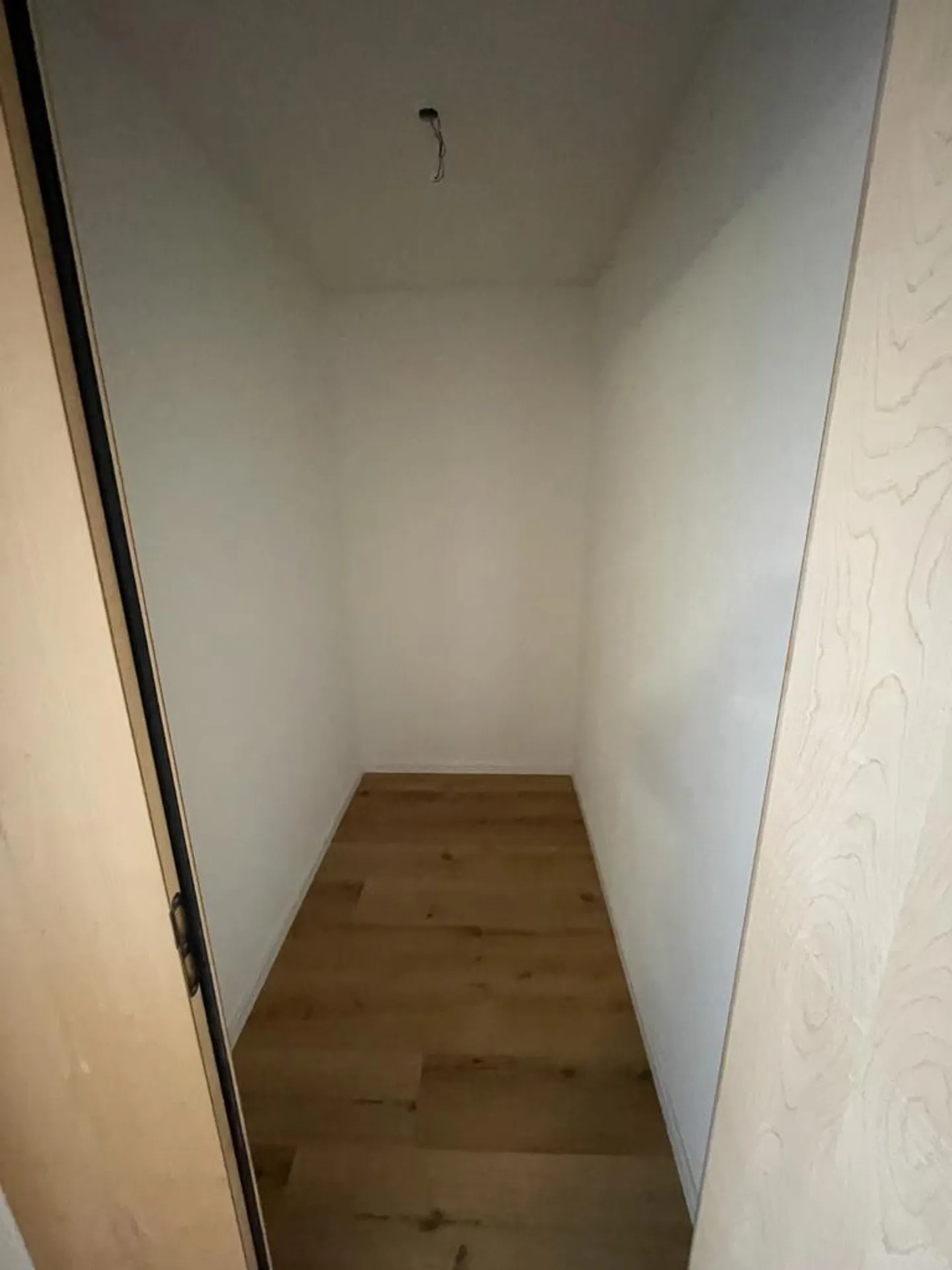 Appartement en attique de 4,5 pièces avec grande terrasse - Photo 8 sur 11