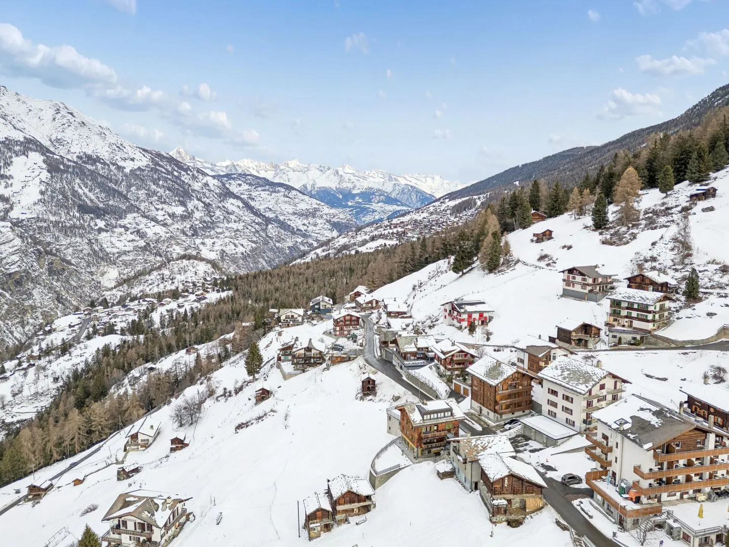 Appartement en étage de 4,5 pièces ensoleillé avec vue sur la vallée de la Matter - Photo 13 sur 13