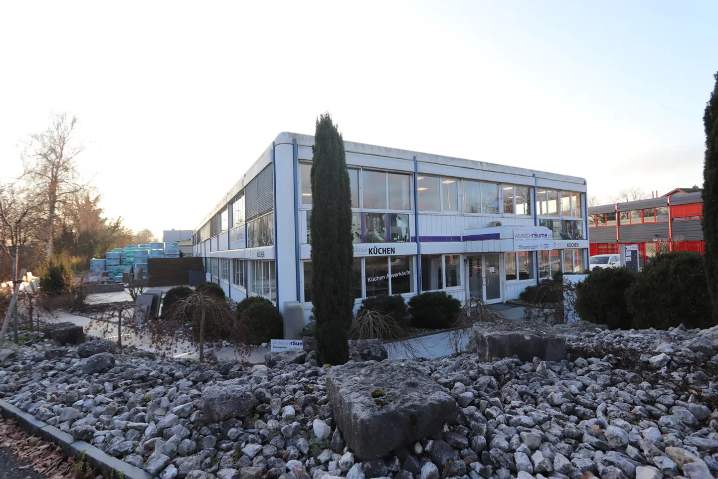 geeignete Gewerbefläche im berühmten "weissen" Haus - Foto 4 von 18