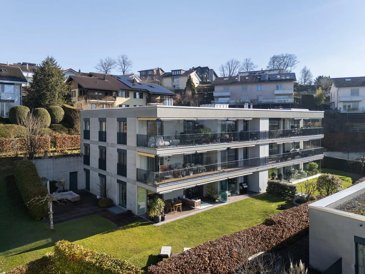 Modern, spacious 5.5-room garden apartment close to the center - Photo 1 of 10