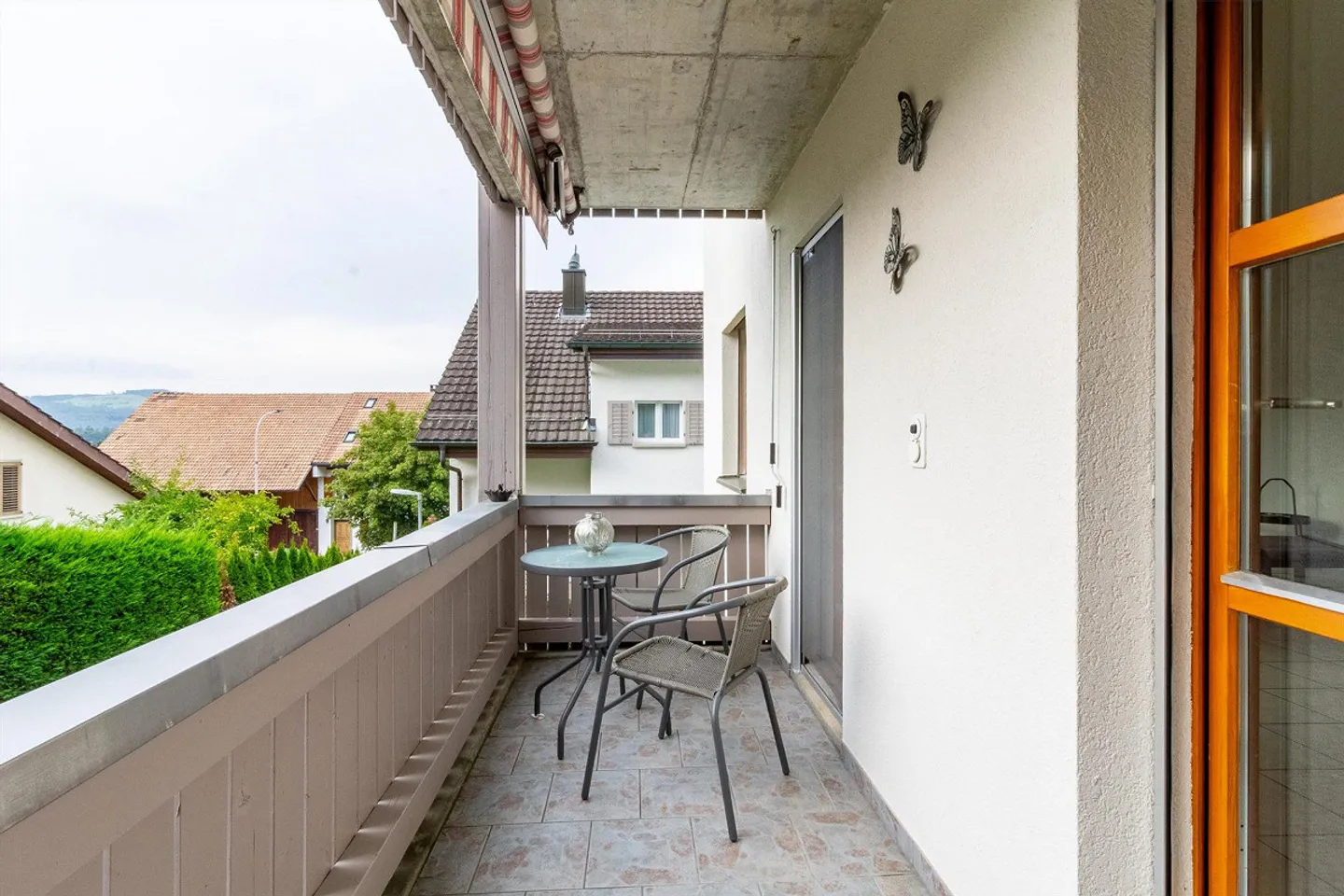 Appartamento 4.5 camere ben curato con giardino privato e pergola - Foto 14 di 18