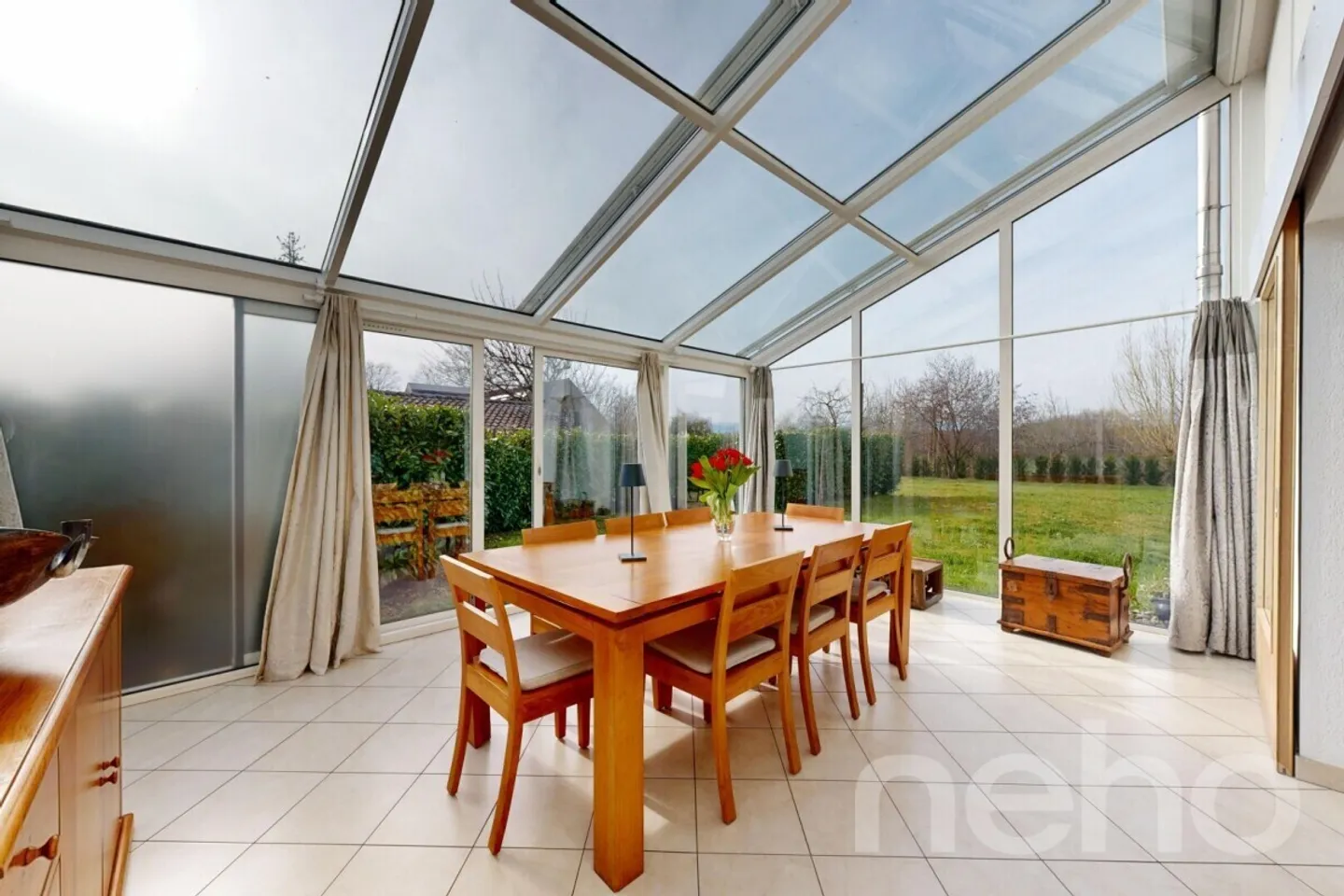 Maison de charme avec grand jardin et volumes généreux - Photo 4 sur 13