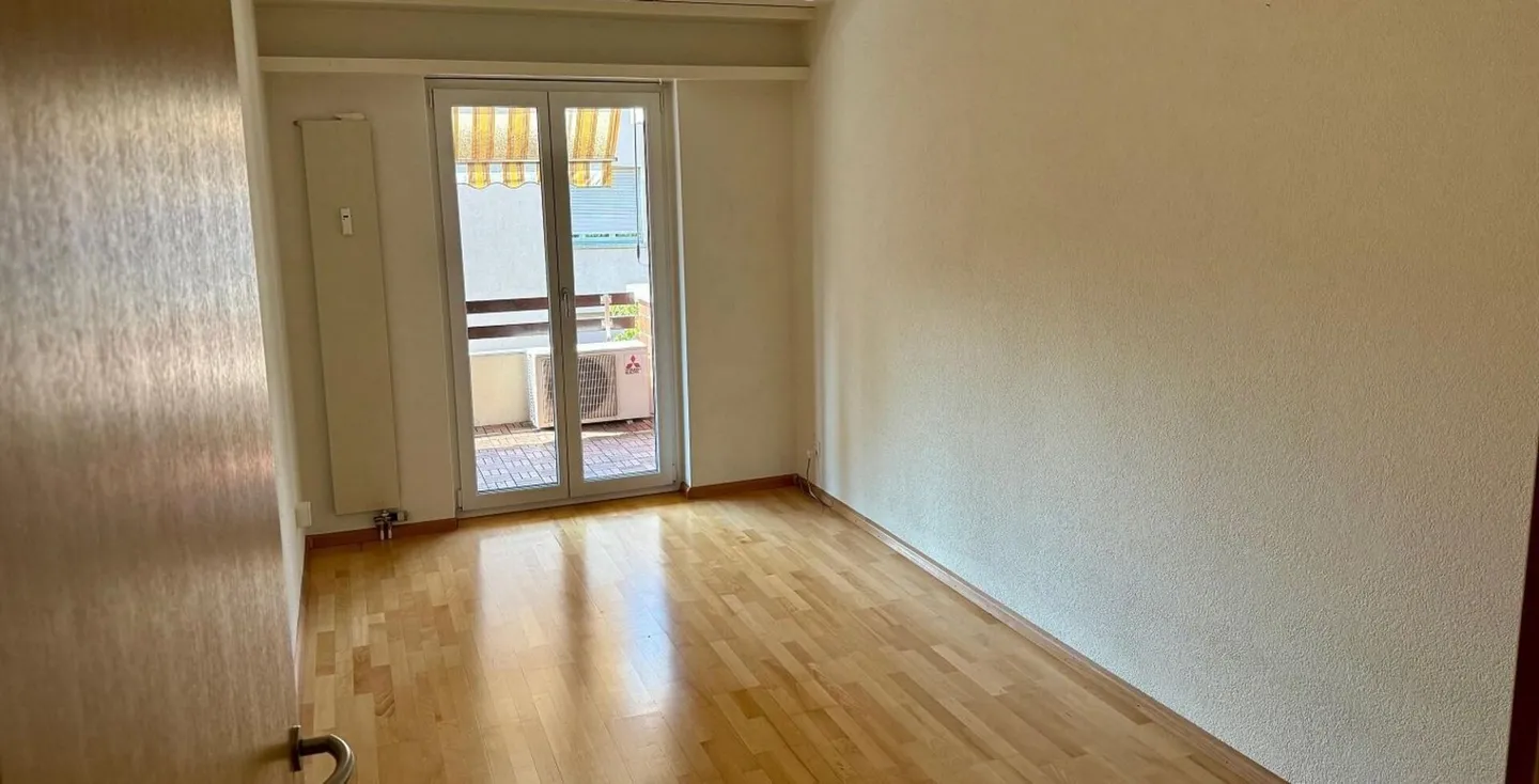 Trasferirsi e godere! Appartamento con balcone con vista sulla Birs - Foto 8 di 10