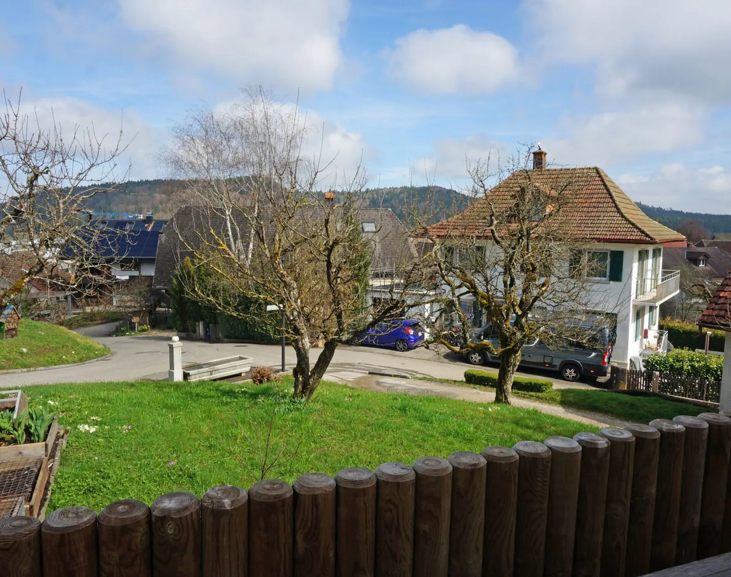 ...Wohnhaus mit Pool und grosser Werkstatt... - Foto 5 von 14