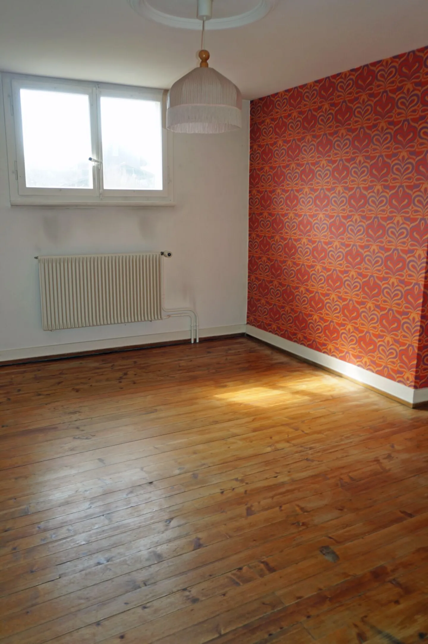 ...Wohnhaus mit Pool und grosser Werkstatt... - Foto 11 von 14