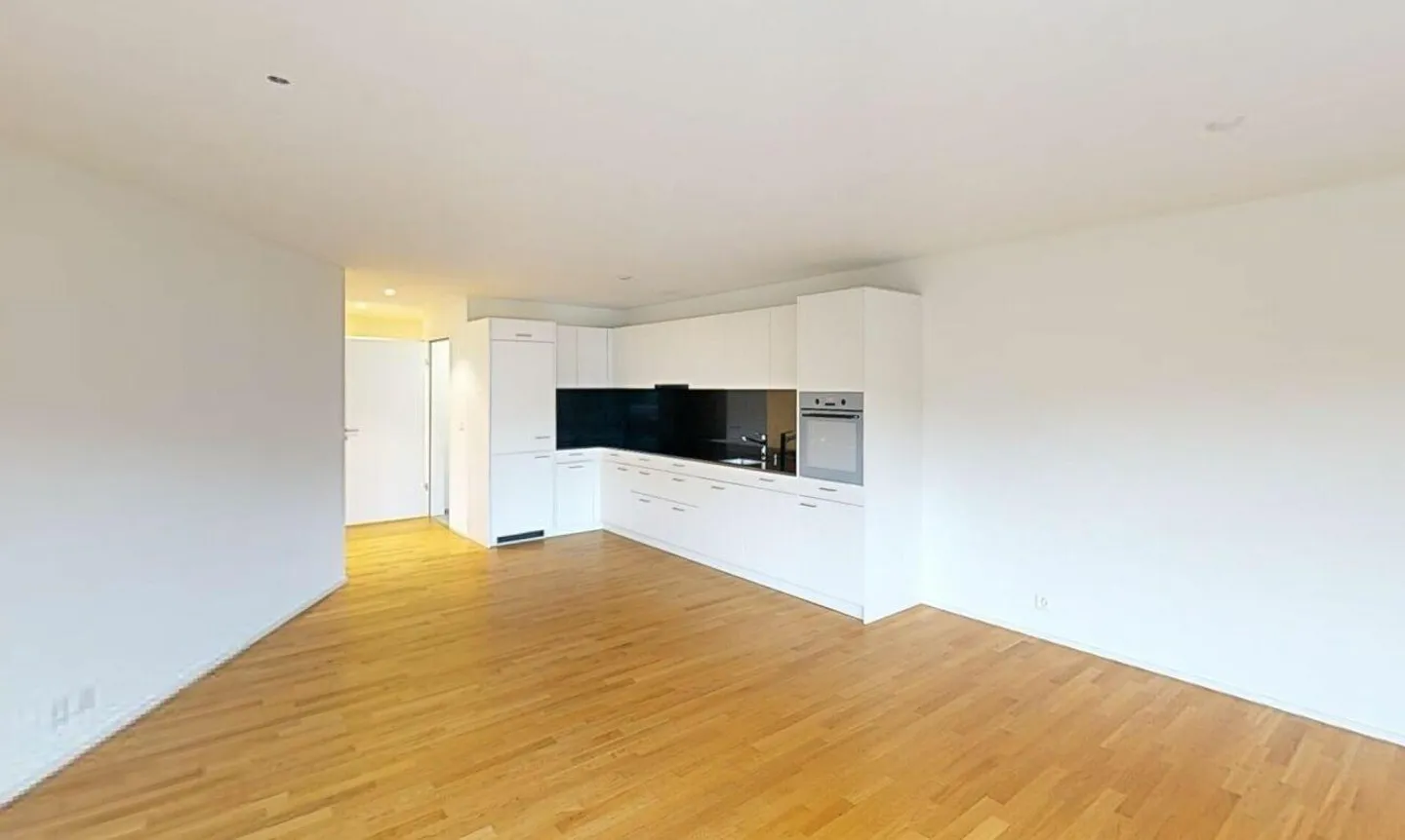 Schöne helle Wohnung - Foto 3 von 9