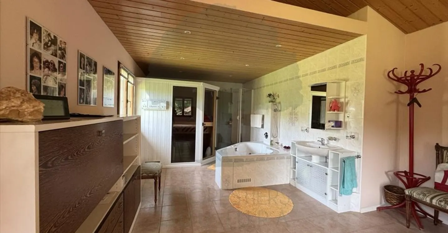 Villa con giardino da sogno a Montignez - Foto 9 di 12