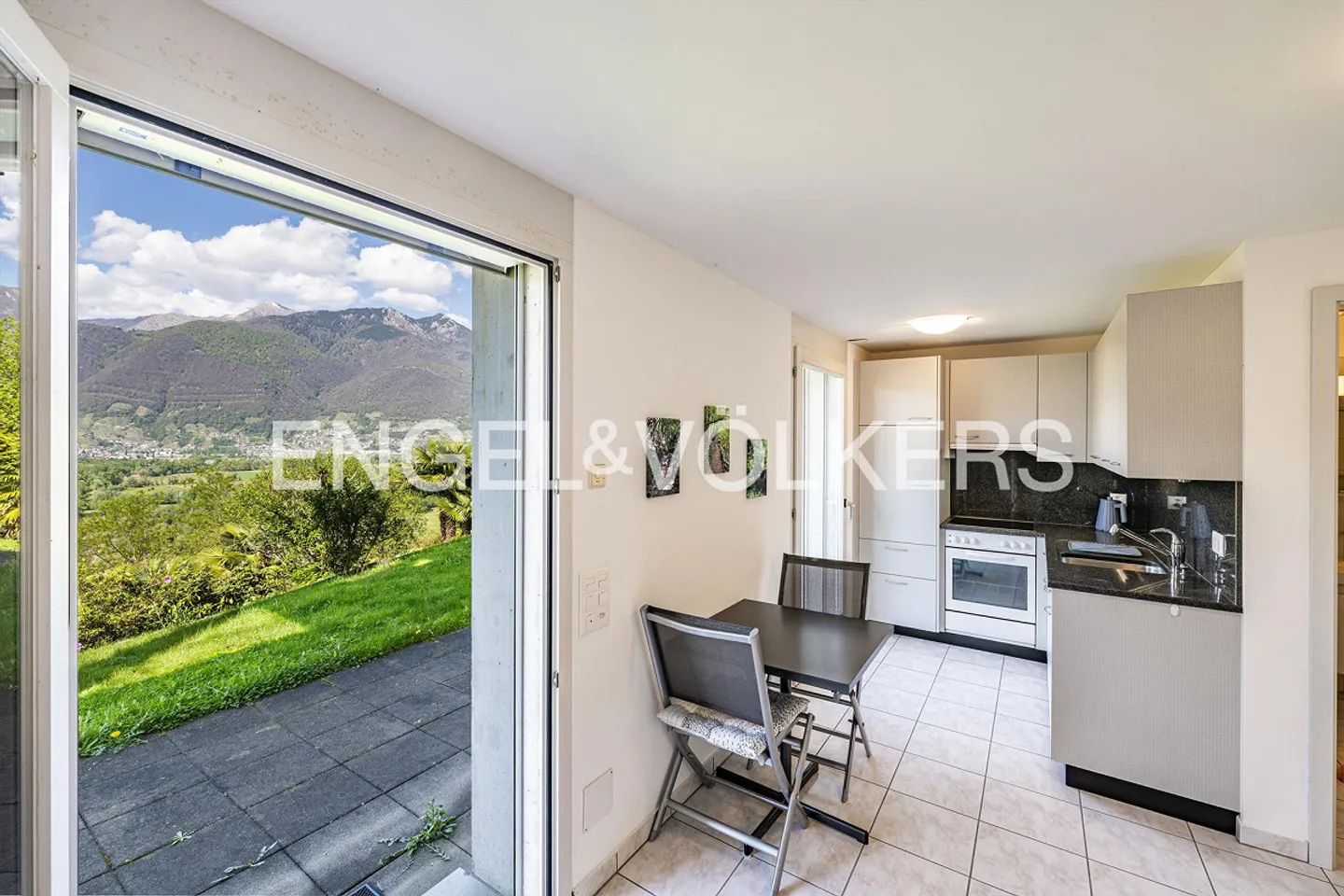 Chalet mit traumhaftem Seeblick - Foto 5 von 5