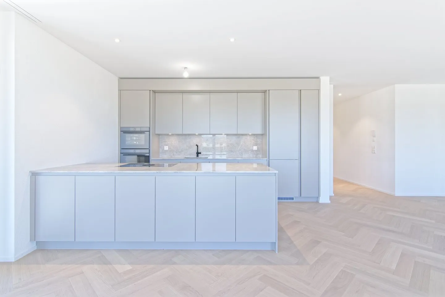 Première occupation - Appartement de 4,5 pièces au 1er étage avec vue dégagée - Photo 1 sur 13