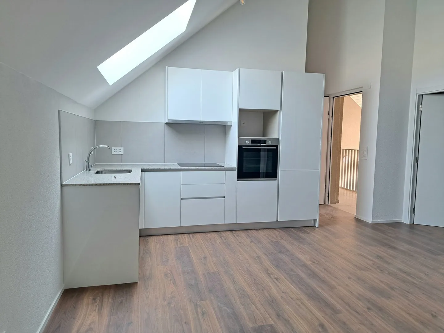 ROCHETTE 15, 2,5 Zimmer neu mit Gemeinschaftsgarten - N3 - Foto 1 von 8