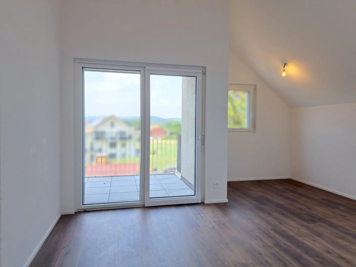 ROCHETTE 15, 2,5 Zimmer neu mit Gemeinschaftsgarten - N3 - Foto 2 von 8