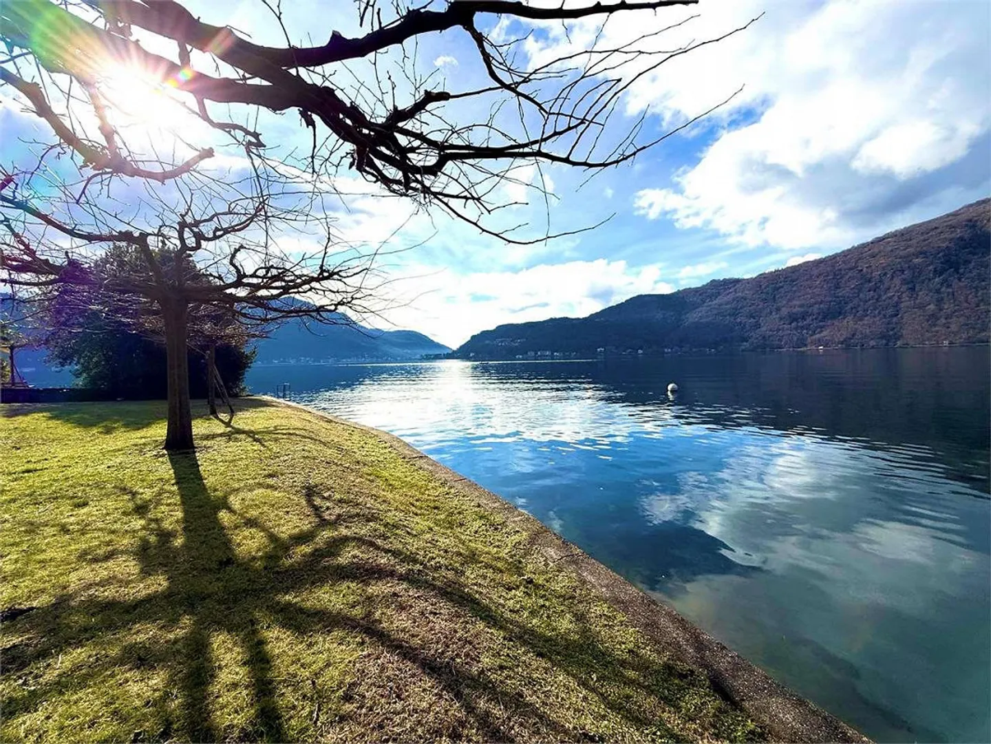 Morcote, Magnificent 2.5-Room Apartment with Pool and Access to - Photo 13 of 13