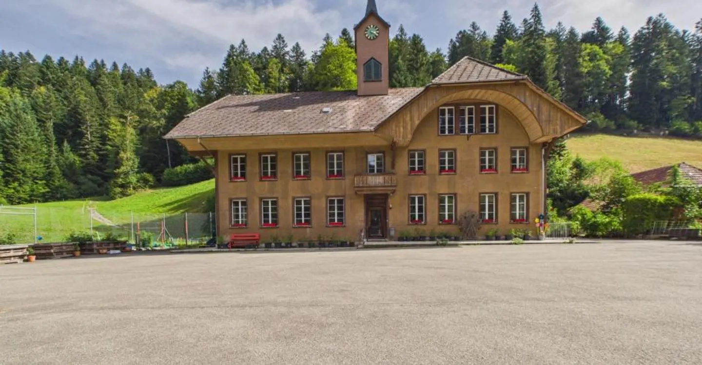 Einzigartiges Haus im Emmental - Foto 1 von 12