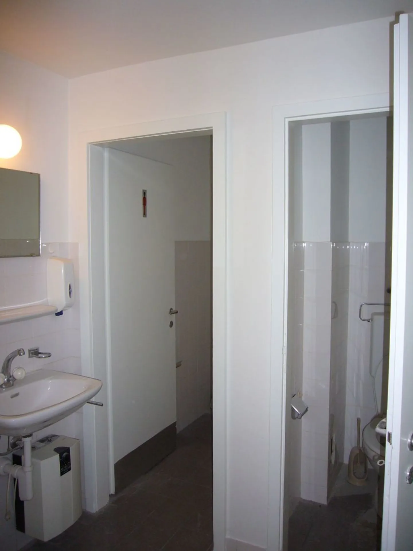 Commercial space on the ground floor at Solothurnerstr. 15 Basel - Photo 7 of 13