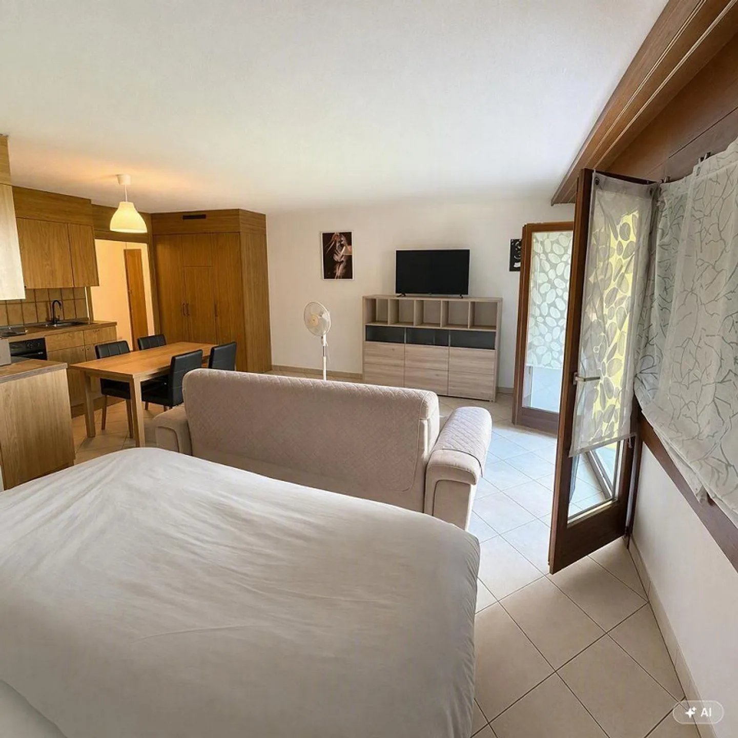 Ampio monolocale con parcheggio - Foto 4 di 4