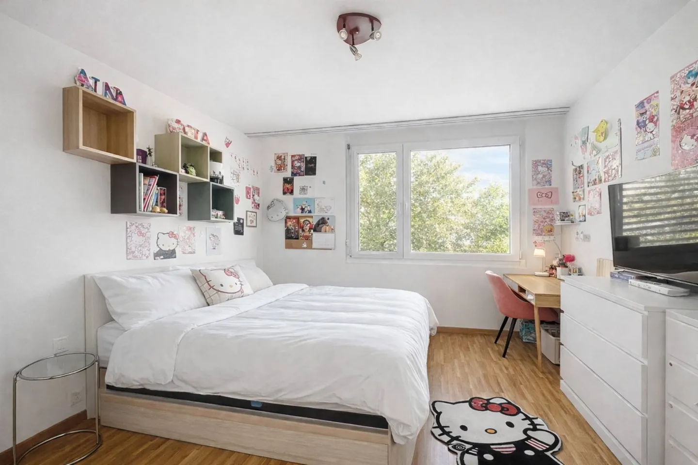 Exceptional apartment with panoramic views of the lake and the Alps - Photo 7 of 11