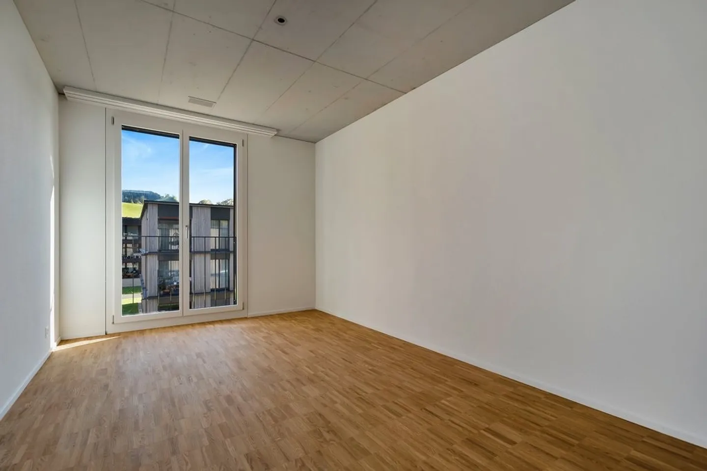 Apartment for rent - Photo 7 of 8