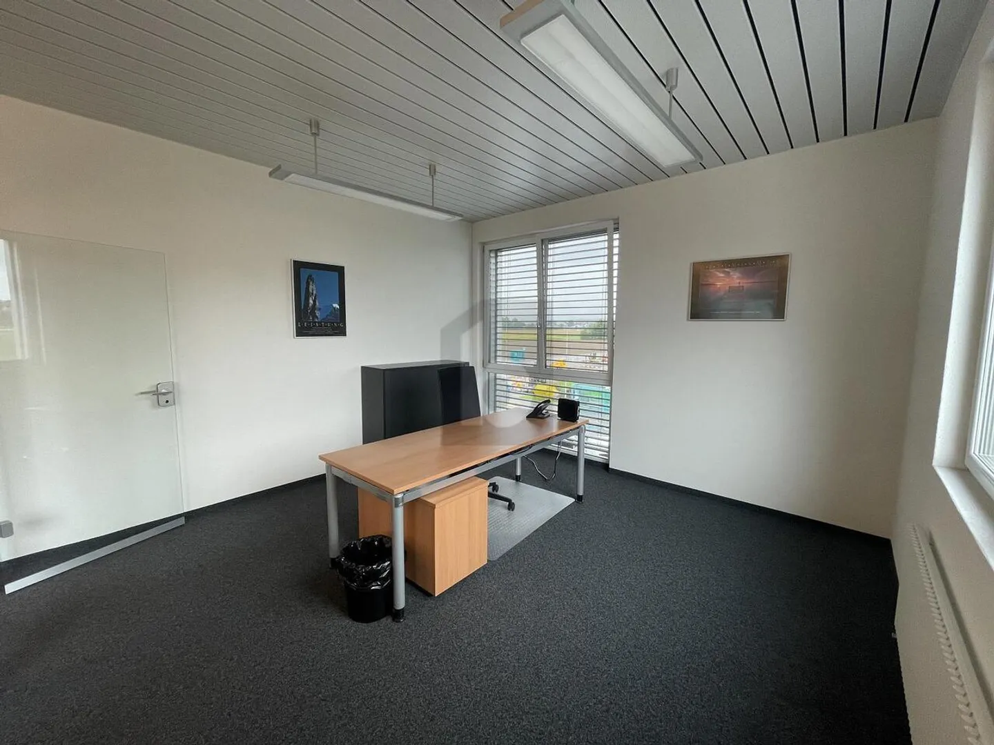 BIEN ÉQUIPÉ ET REPRÉSENTATIF - Photo 3 sur 5