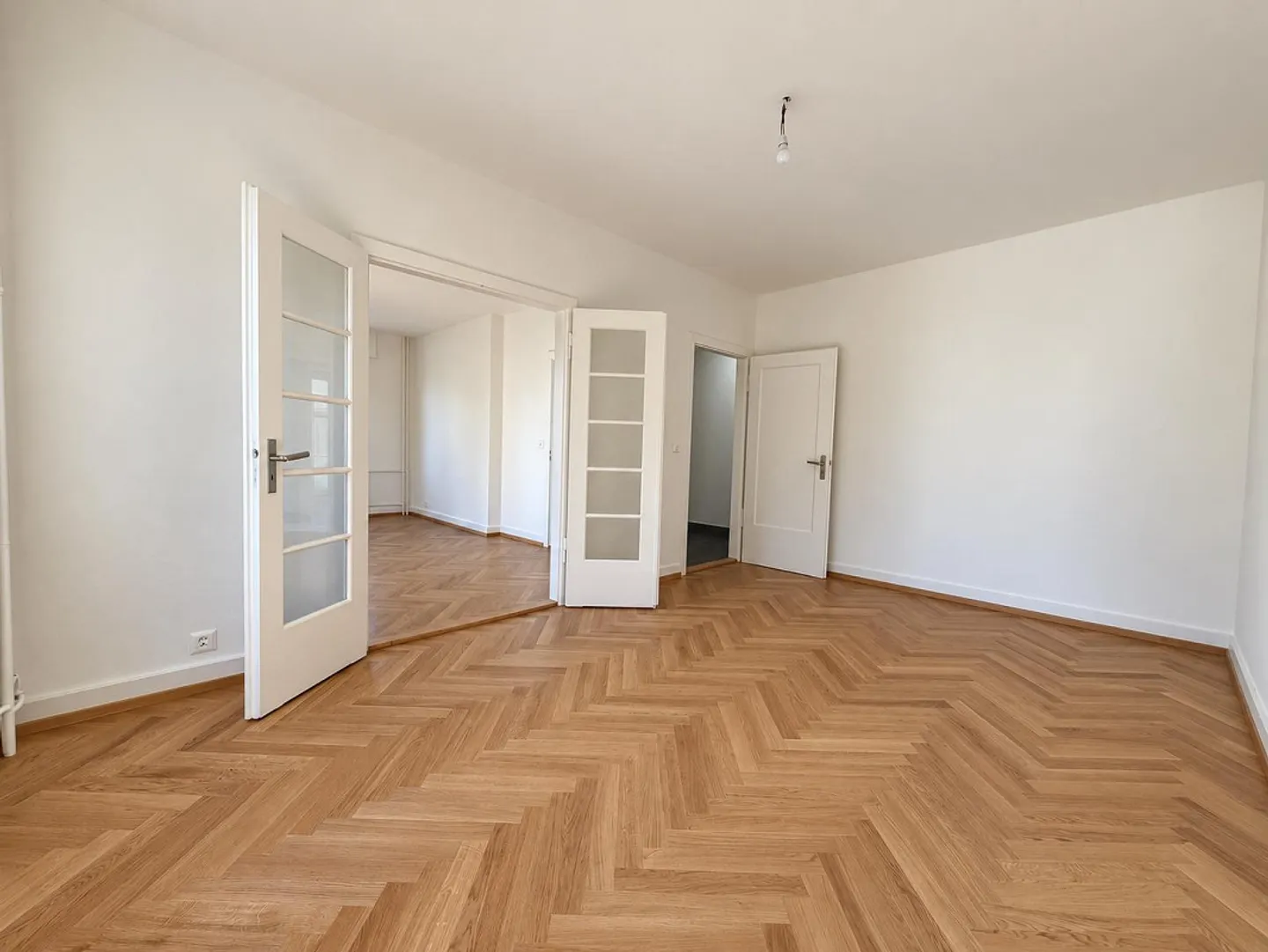 First occupancy - Stylishly renovated 3-room apartment with private garden - Photo 3 of 19