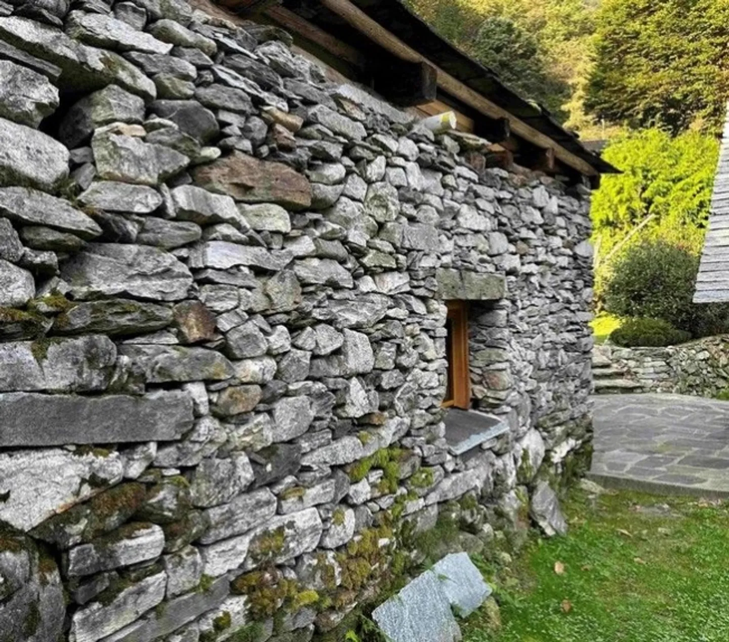 Casa rustica con foresta - Foto 5 di 5