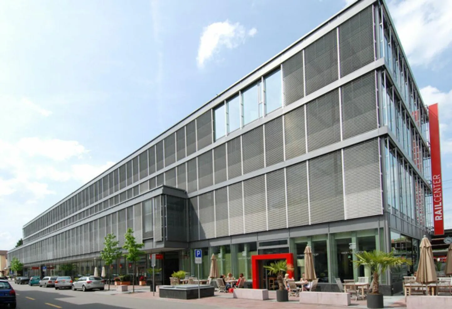 La posizione perfetta per ufficio o studio - Spazio in affitto attraente in una posizione centrale - Foto 1 di 4