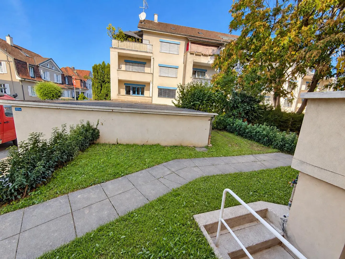 First occupancy - Stylishly renovated 3-room apartment with private garden - Photo 15 of 19