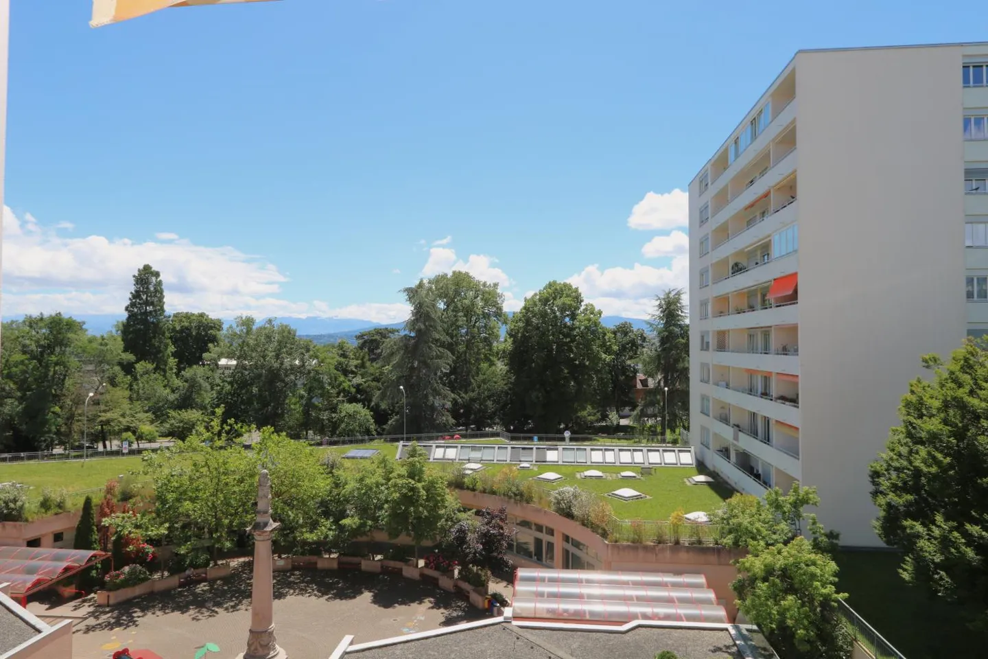 Appartamento 6.5 stanze - Foto 1 di 17