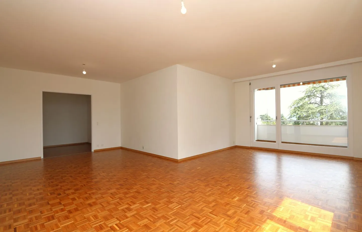 Appartamento 6.5 stanze - Foto 2 di 17