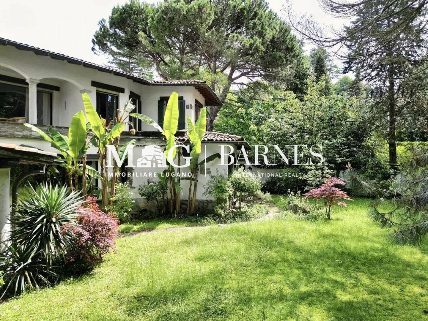 Montagnola - Collina d'Oro: Villa with pool near TASIS and Lugano - Photo 2 of 10