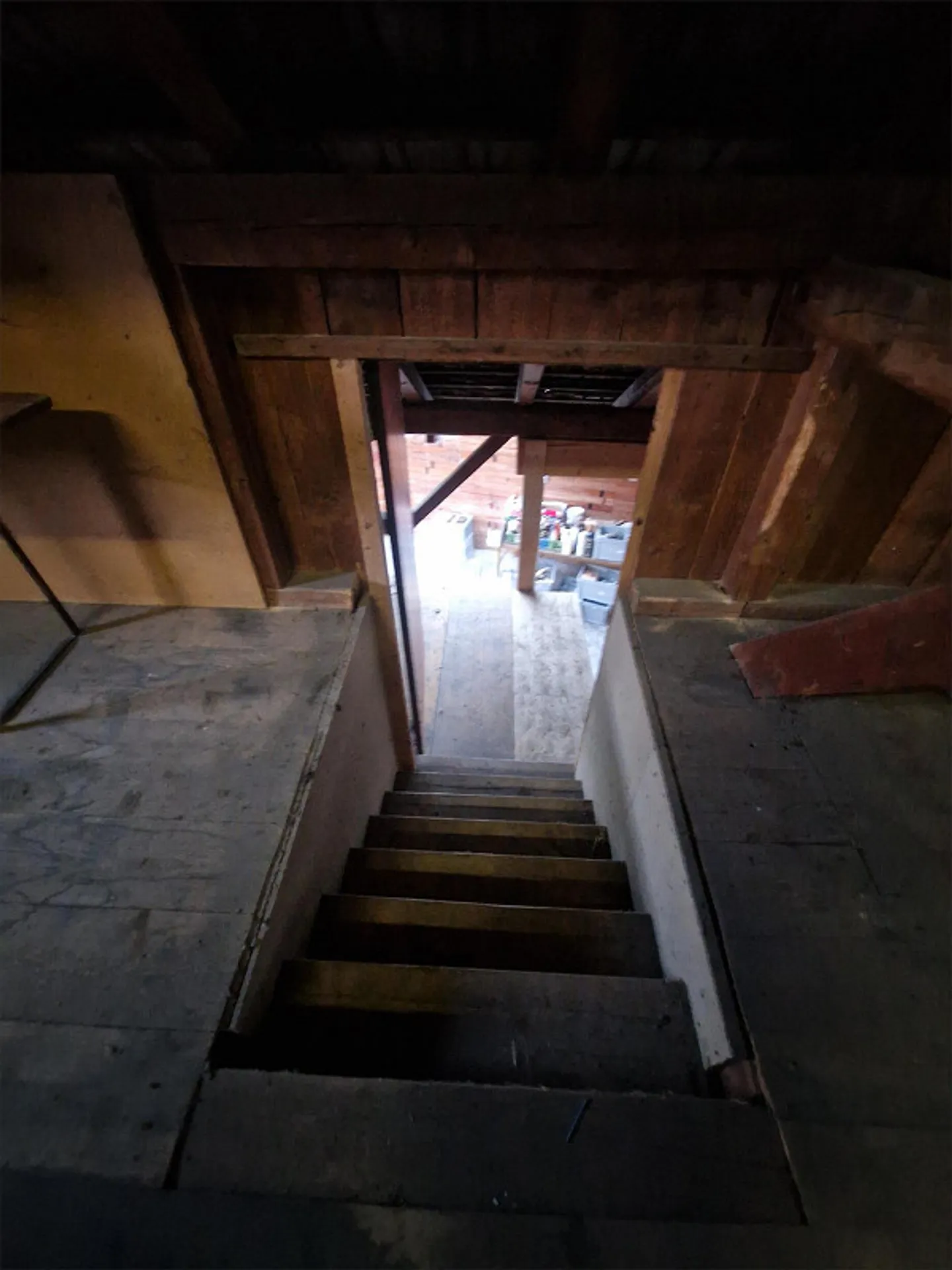 Geräumige Werkstatt zu vermieten - Foto 2 von 3