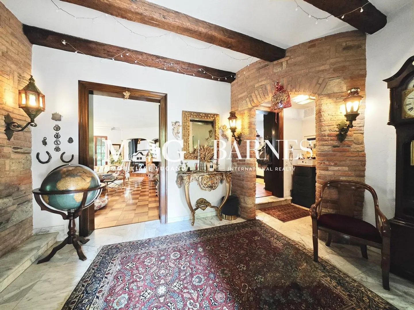 Montagnola - Collina d'Oro: Villa with pool near TASIS and Lugano - Photo 5 of 10