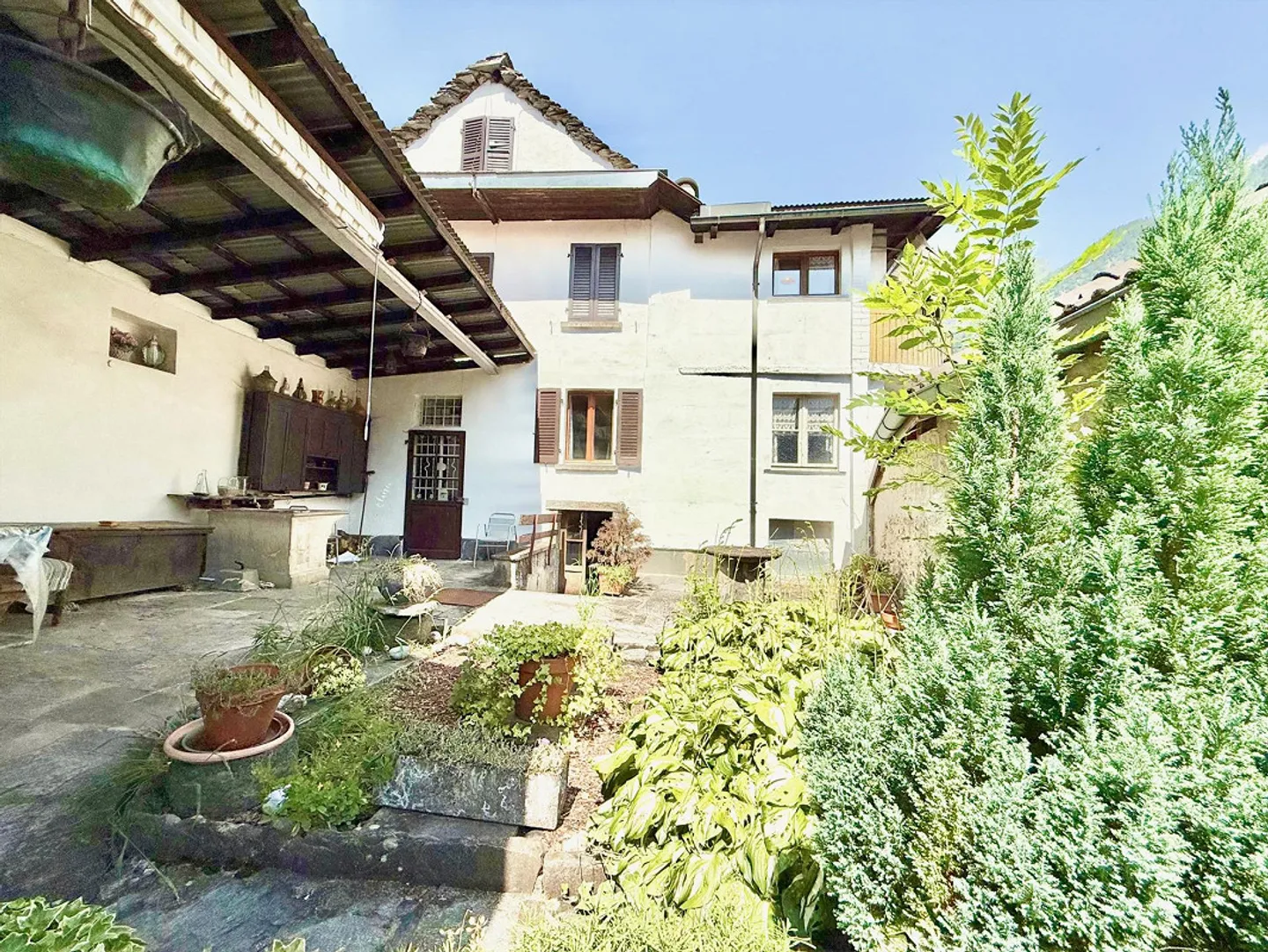 Großes Tessiner Haus - Tessinerhaus mit Garten - Foto 3 von 23